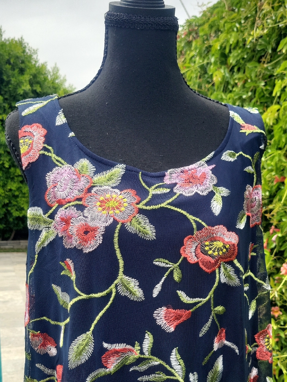 Floral Embroidered Navy and Pink Boho Sleeveless Dress XL - Picture 4 of 16